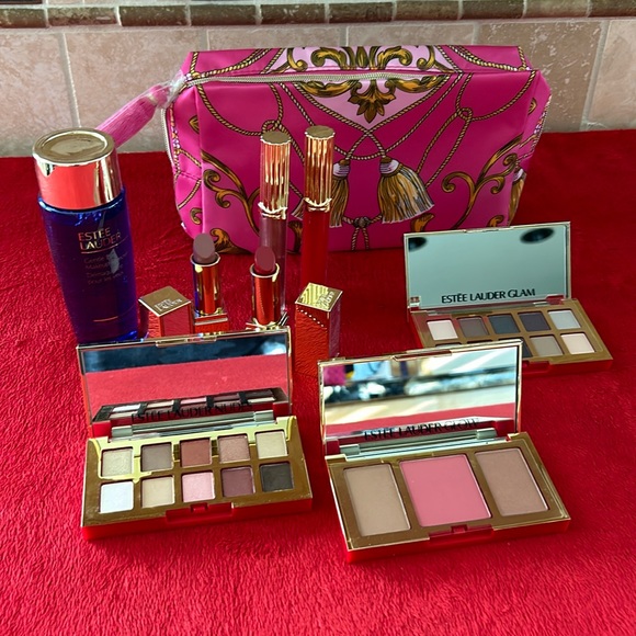 Estée Lauder Makeup Set and Bag New - Picture 1 of 8
